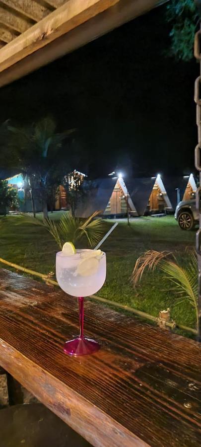 פאראצ'י-מירים Piratas Cabanas Camping Bar מראה חיצוני תמונה